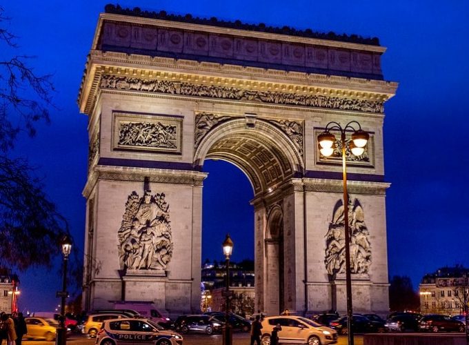 SKIP THE LINE ON A TRIP TO ARC DE TRIOMPHE