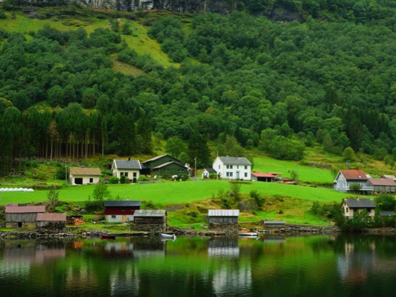 CRUISE THROUGH THE FJORDS TOUR FROM BERGEN